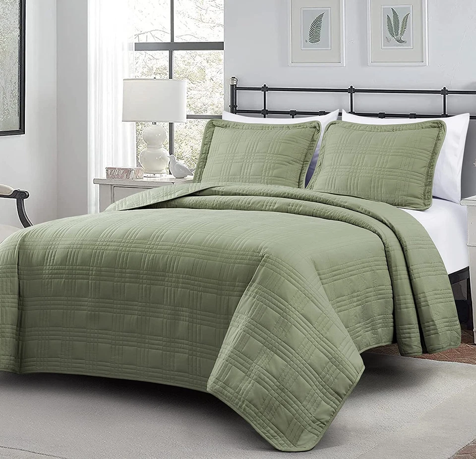 Chezmoi Collection 3-Piece Sage Green Oversized Quilt Bedspread Coverlet Set - Image 2 of 4