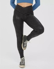 Offline by Aerie Crossover Hugger Leggings Crackle Black XS NEW