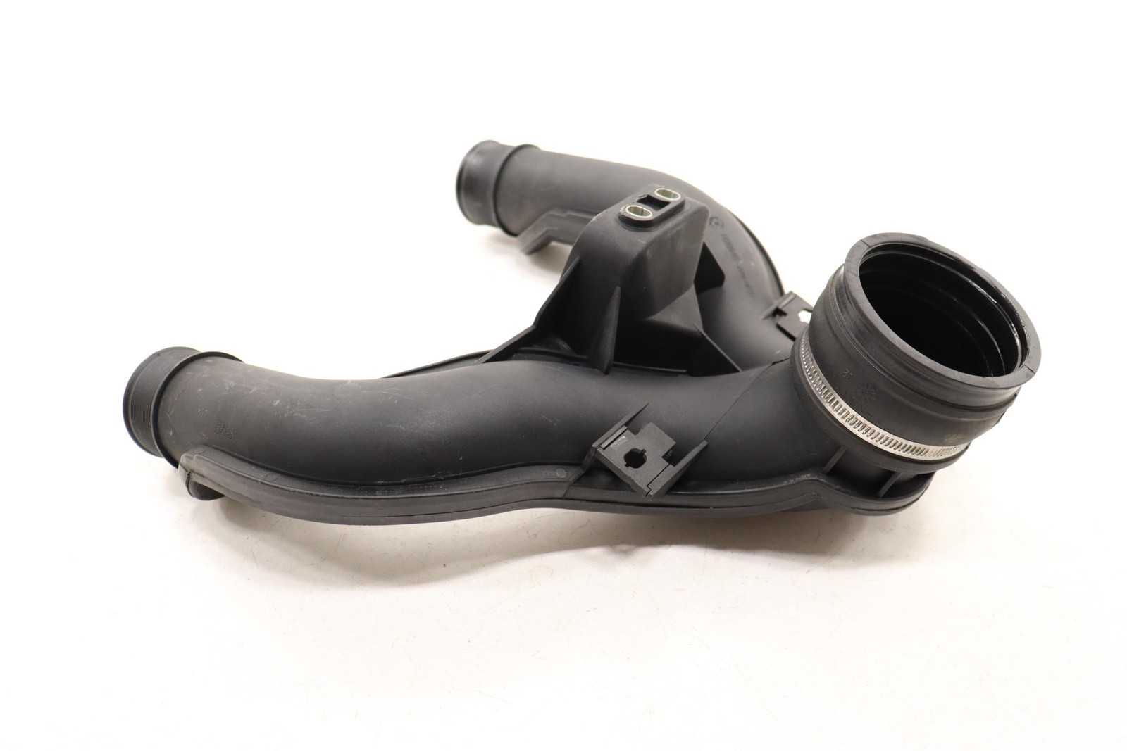 2014 - 2024 MASERATI GHIBLI 3.0L INTERCOOLER PRESSURE AIR INTAKE TUBE DUCT OEM