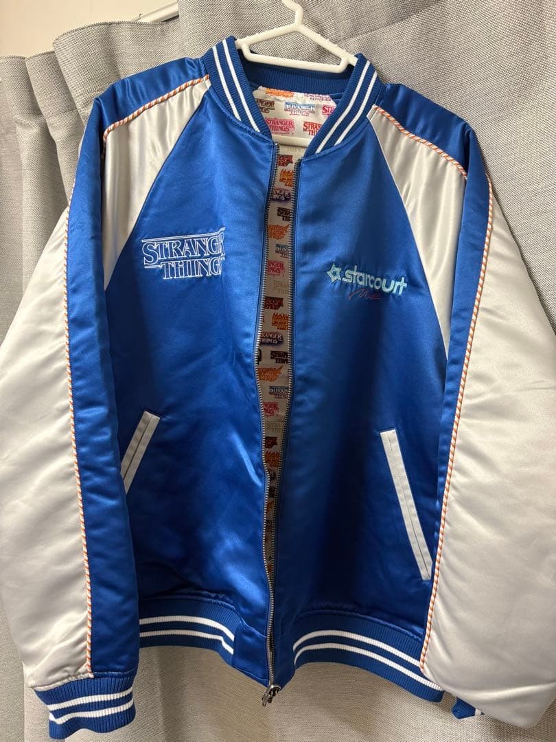 M Size Stadium Jacket Stranger Things Reversible - image 2