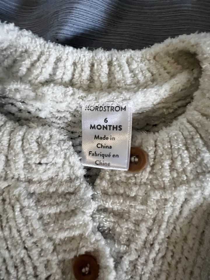 Vestido Nordstrom Bebé Suave Tejido Volantes Manga Larga Crema 6 Meses Foto 3 de 4