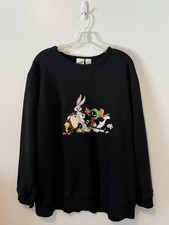 Warner Bros Embroidered Size M Tweety Bugs Taz Daffy Black Crewneck 90  s