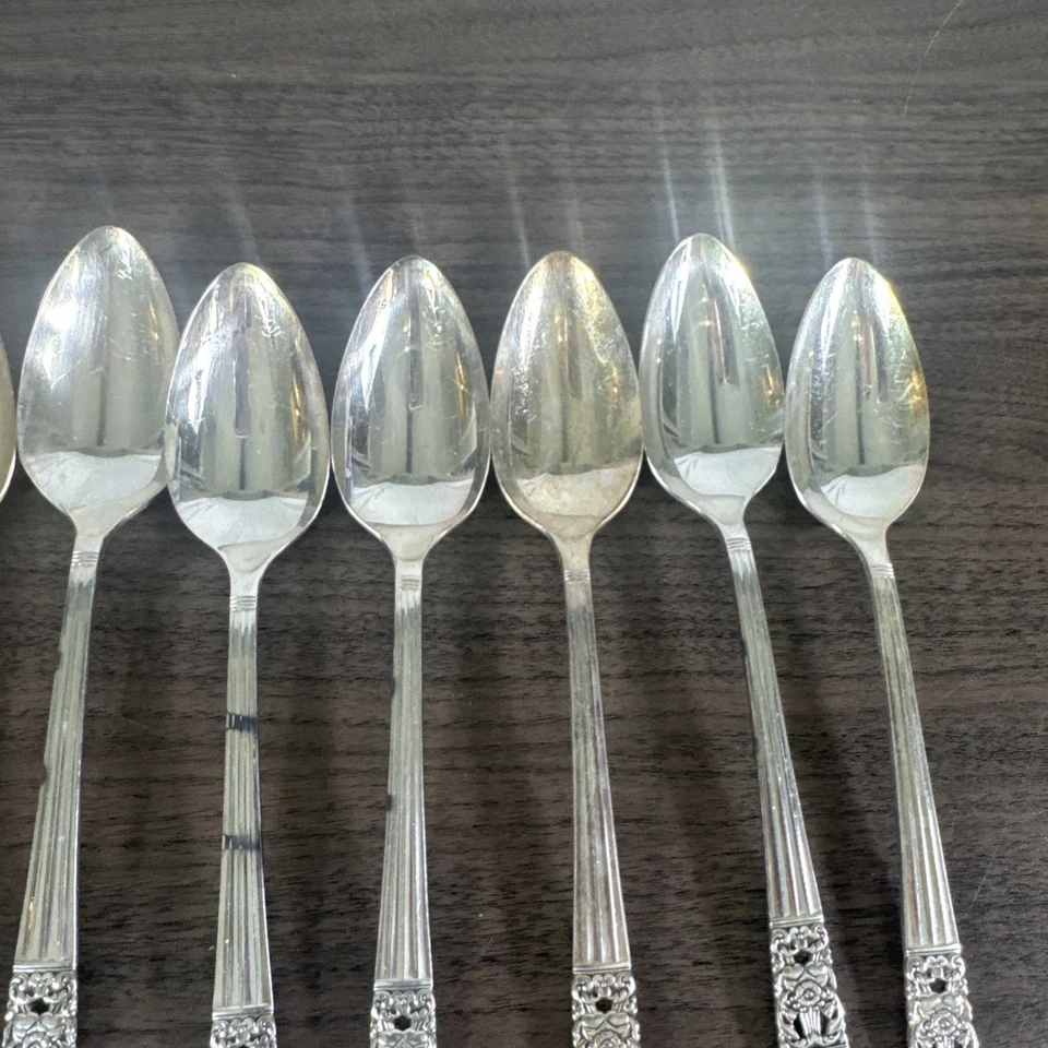 8 cuchara de cena vintage 1936 Oneida Community Coronation 7 1/4 pulgadas plateada Foto 4 de 4