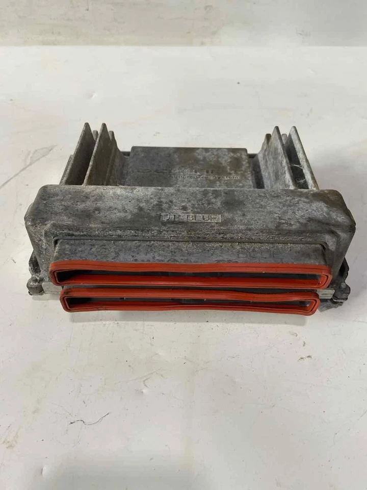 Módulo de control del motor usado (ECM) se adapta a: camioneta Chevrolet Express 1500 Electroni 2004 Foto 2 de 4
