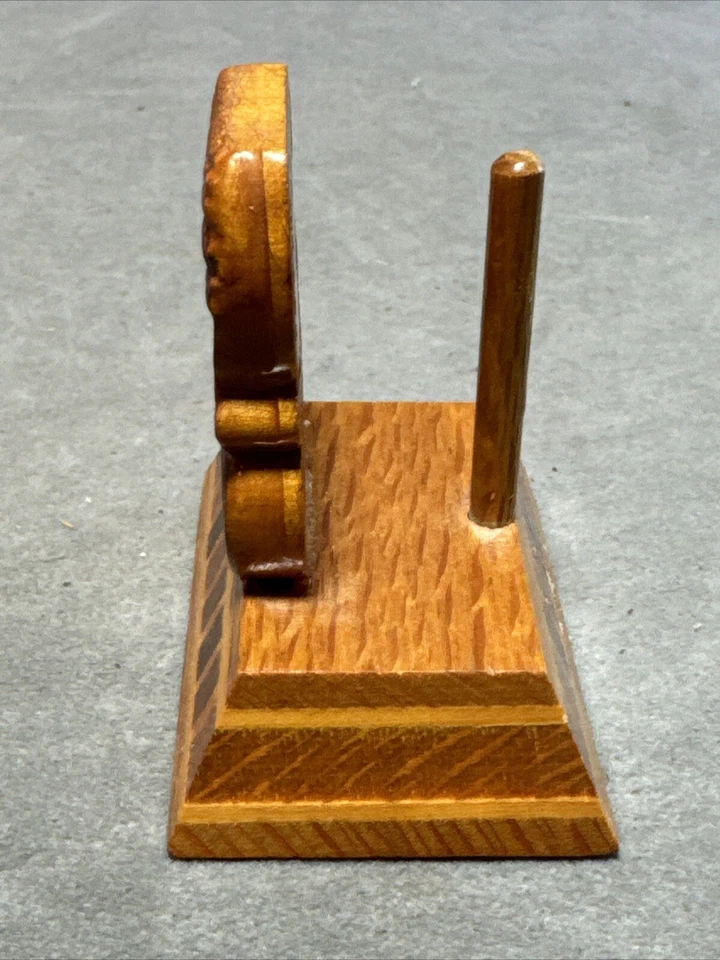 Soporte de caja de fósforos Tiki de madera soberana de Native Mambers of New Zealand Foto 4 de 4