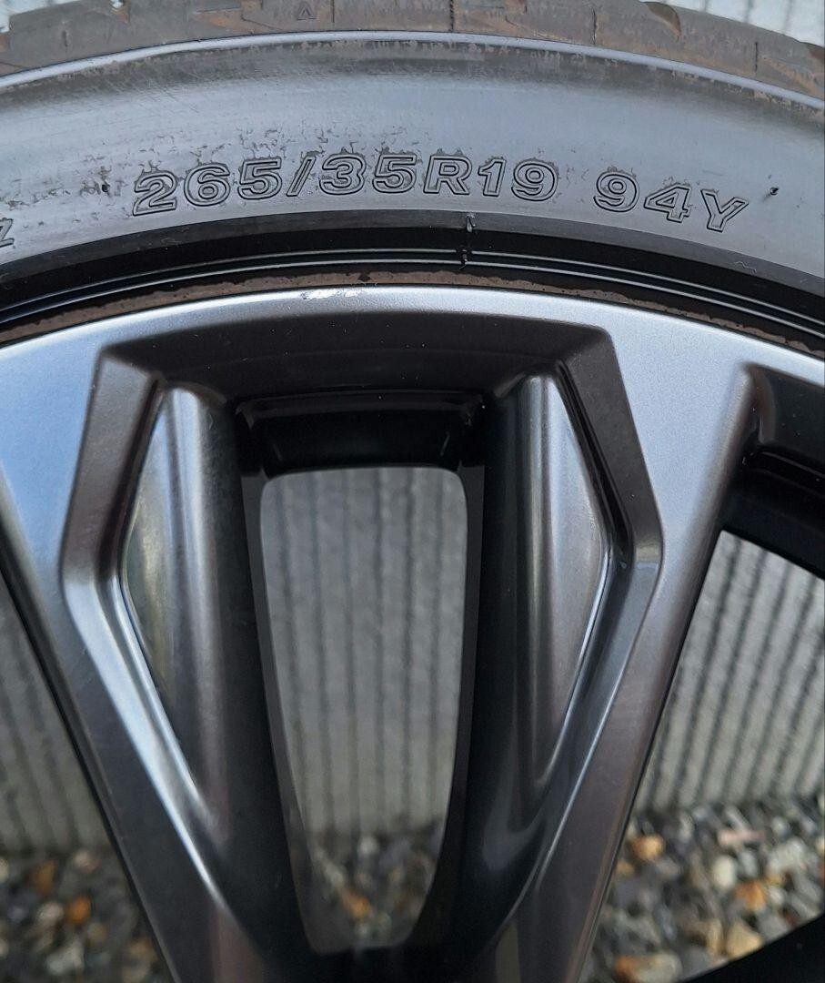 レクサスIS F-SPORT 4本 235/35R19 265/35R19 2021年製 新車外し】レクサス IS Fスポーツ 純正 19in 8.5J +45