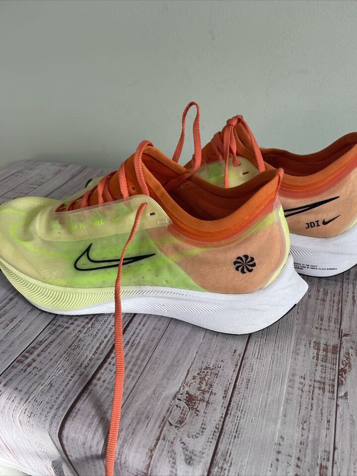 Size 9.5 Nike Zoom Fly 3 Rise Luminous Green 2019 | eBay