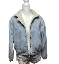 Women's MEDIUM Ashley Vintage Charm Sherpa Denim Coat Jacket Pockets