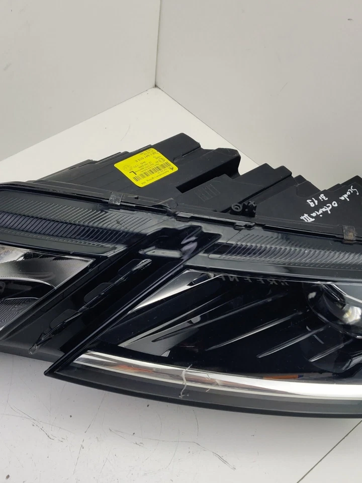 Octavia 3 5E Facelift Scheinwerfer links LED 5E1941015E ohne Steuergeräte💥 - Bild 4 von 4