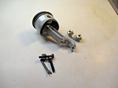 OEM Briggs & Stratton 8 HP Engine 194412 Piston & Connecting Rod