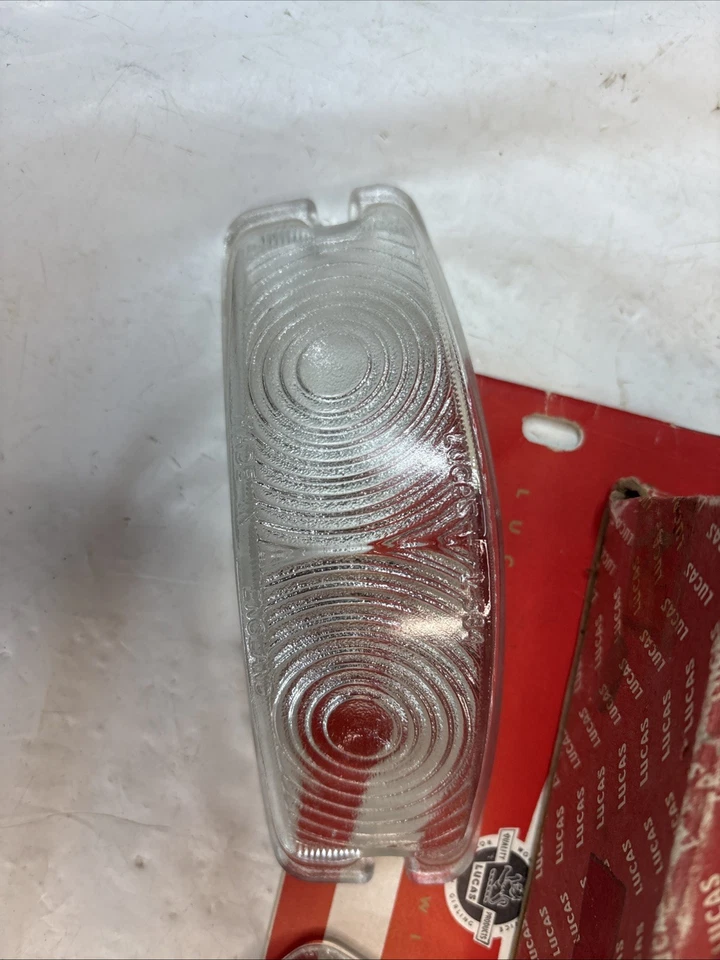 Juego de lentes intermitentes laterales/estacionamiento Lucas Triumph Herald Vitesse NOS (2) en cajas Lucas Foto 4 de 4