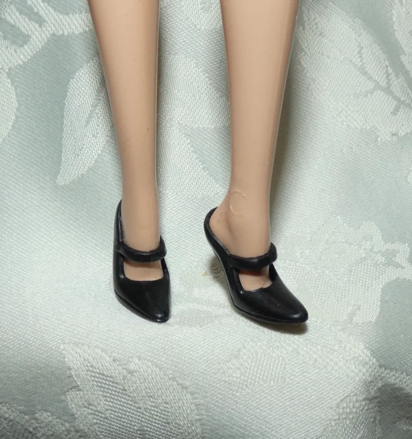 BARBIE SHOES -MODEL MUSE 2007 POINTED TOE HIGH HEEL MARY JANE PUMPS BLACK 4 DOLL - Image 2 of 4