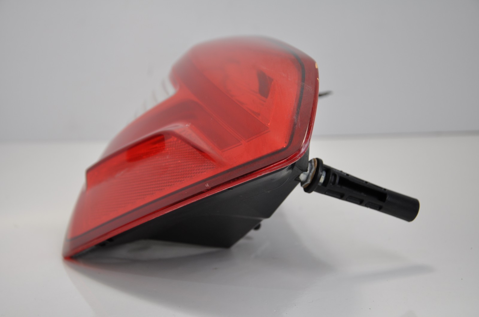 Maserati Ghibli 2014-2020 RIGHT+OUTER Tail light P/N 670008481