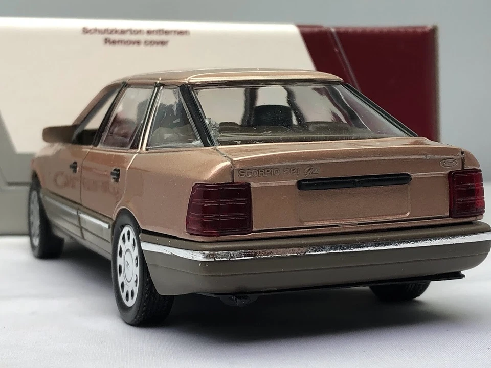 Ford Scorpio - Bronze With Chrome Wheels - 1/25 Scale Diecast Model Car Schabak - Image 4 of 4