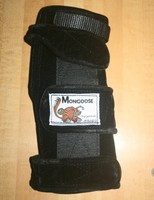 Mongoose optimum Bowling Wrist Band Support Brace Right Hand Black on sale Mongoose optimum Bowling Wrist Band Support Brace Right Hand Black on sale