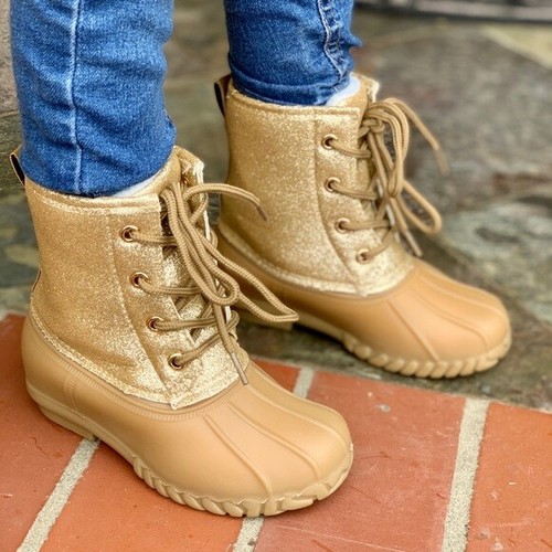 GOLD GLITTERS LACE UP DUCK BOOTS. SIZE 