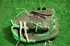 Franklin Shok Sorb 10.5 inch RH throw youth baseball glove 22756 V543