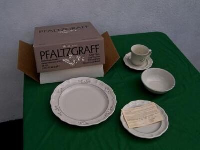 *PFALTZGRAFF HEIRLOOM*  5-PIECE PLACE SETTING NIB USA.