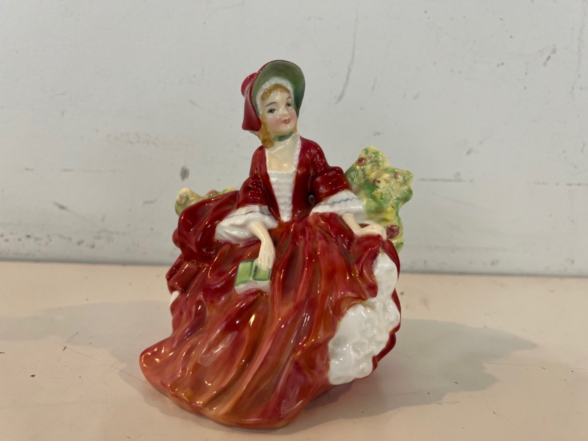   ロイヤルドルトンLydia Vintage Royal Doulton Figurine Porcelain “Lydia” English HN