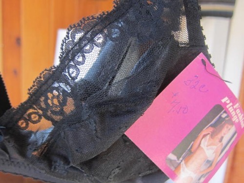 VTG Deadstock Carnival Surprise Fashion Plunge Black Unlined Soft Cup 32C - Picture 5 of 7