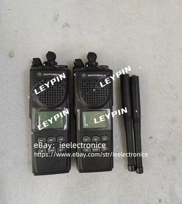 USED Two XTS3000 walkie talkies with vhf136-174 function normally and no battery
