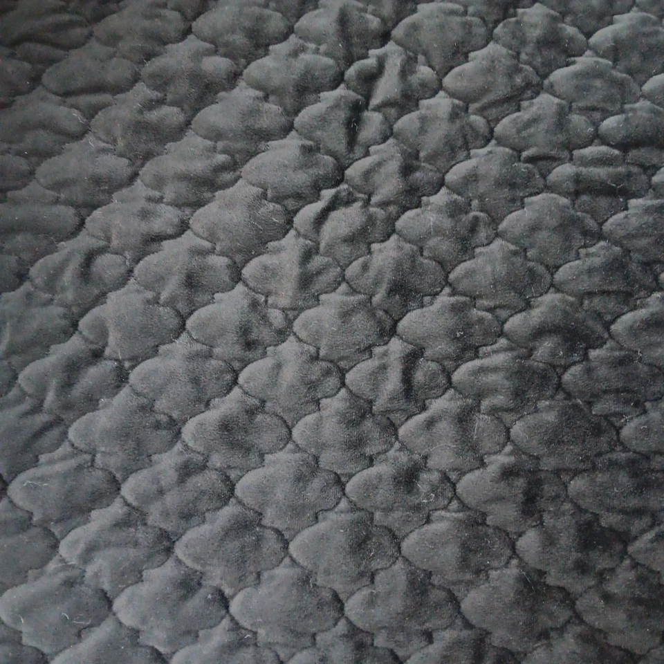 Juego de 2 fundas de almohada de terciopelo cosidas ESTÁNDAR negras acolchadas de lujo papá preppy Foto 3 de 4