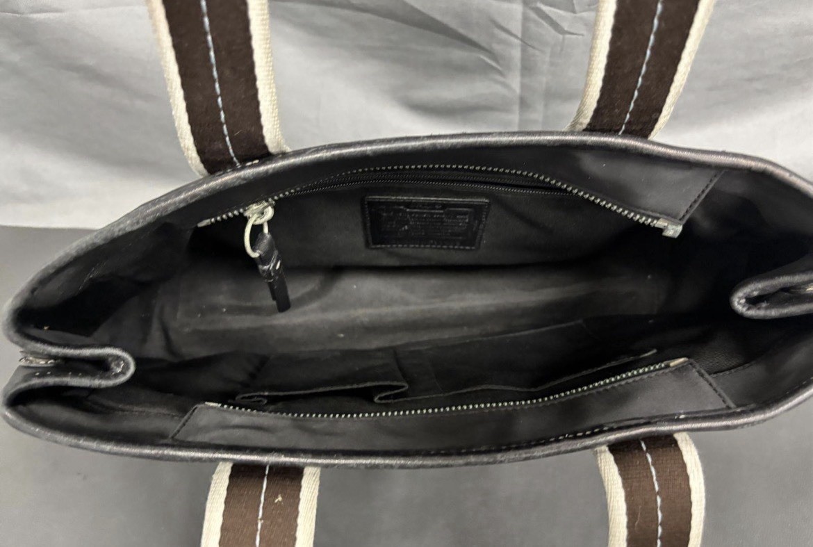 Coach Hampton Weekend Small Tote — image 6