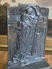 POMPEIAN BRONZE CO. Brooklyn BRONZE BOOKEND  "Adoration" ca. 1925
