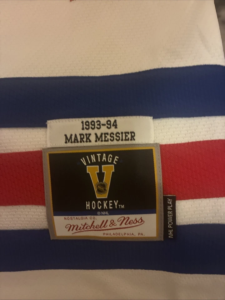 Футболка New York Rangers Марка Мессье No11 Mitchell & Ness 1993/94 НХЛ Power Play - Изображение 2 из 4