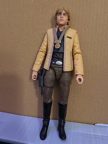 Star Wars Black Series Luke Skywalker Yavin Ceremony 6" Figure – Loose