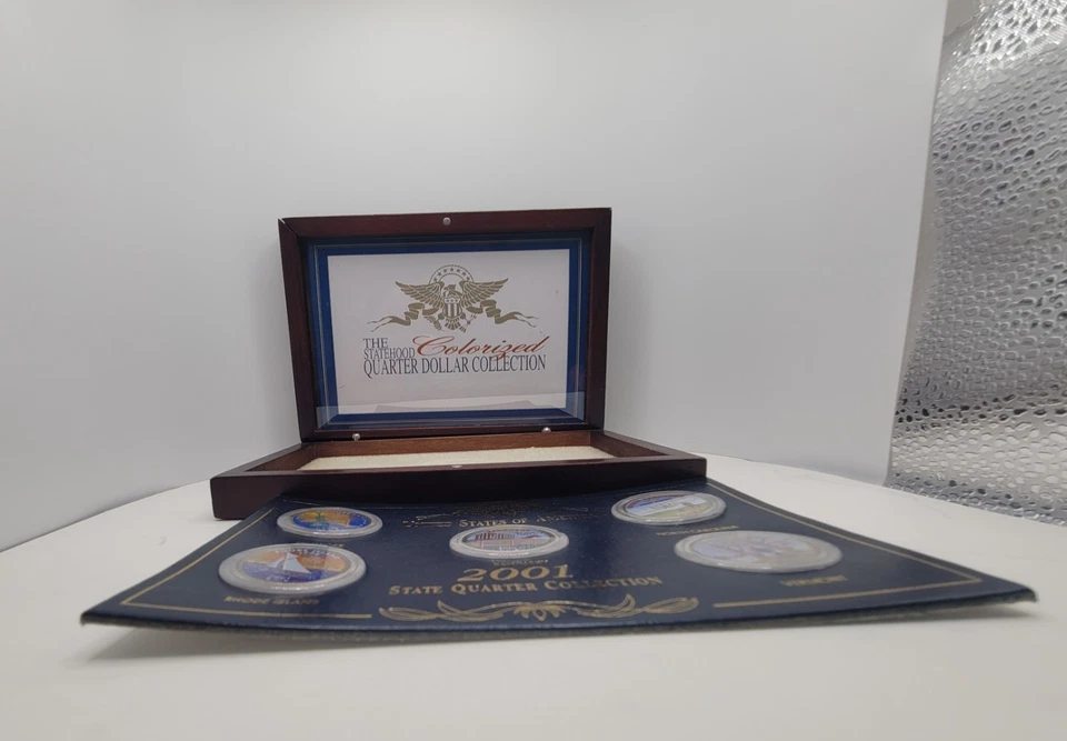 Set of Five 2001 Uncirculated Colorized Statehood Quarter Set in Case - Image 4 of 4