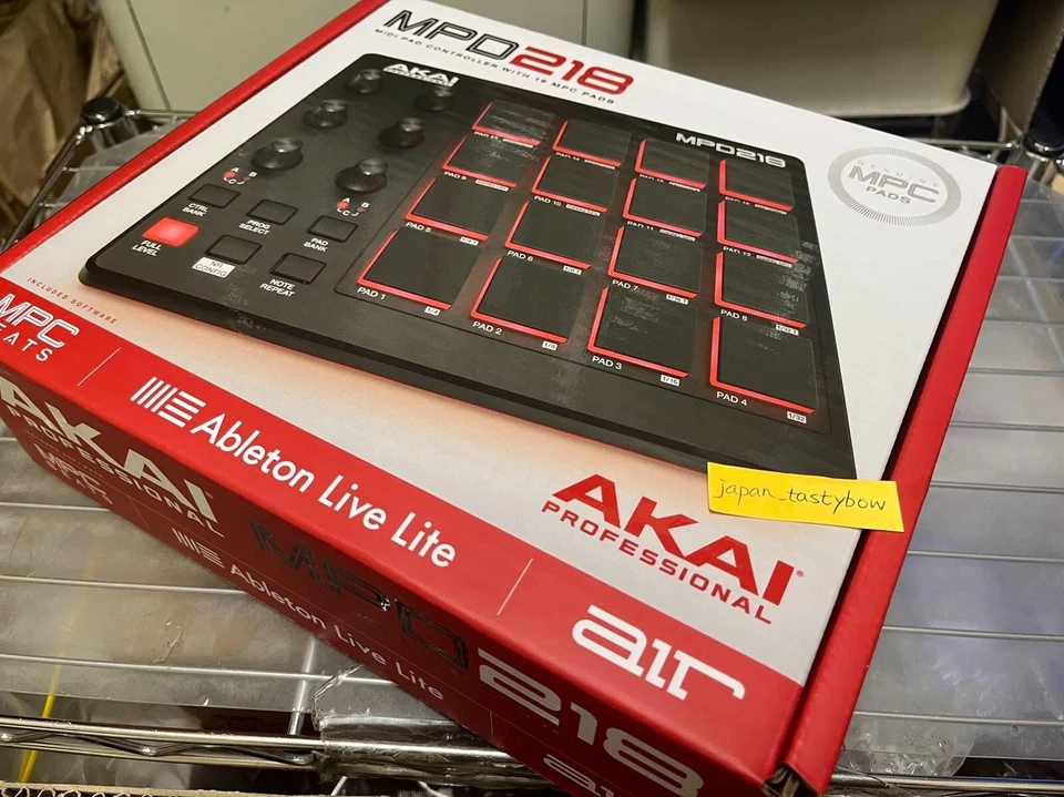 AKAI MPD218 Feature-Packed Highly Playable Pad Controller 100% Genuine Product - Image 3 of 4