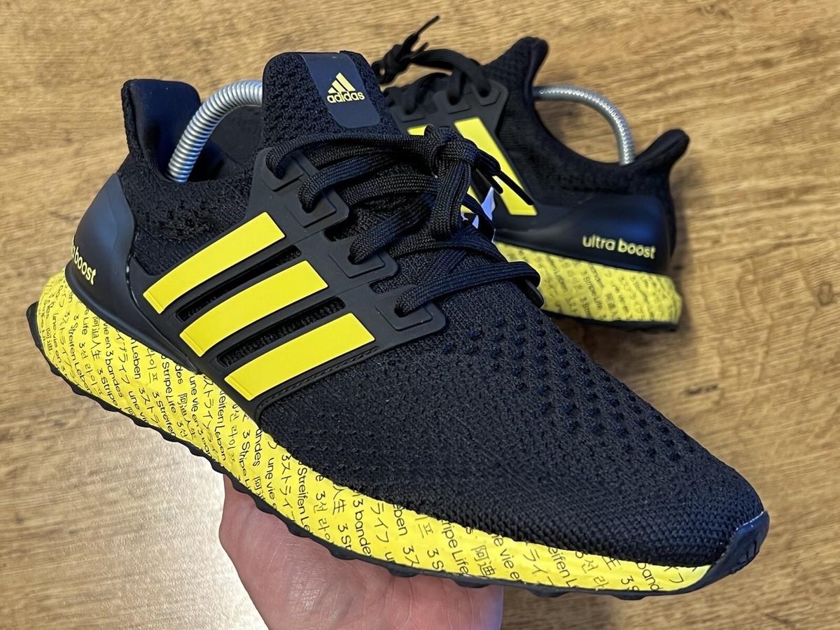ADIDAS ULTRABOOST 5.0 DNA RUNNING TRAINERS UK8 EU42 BLACK