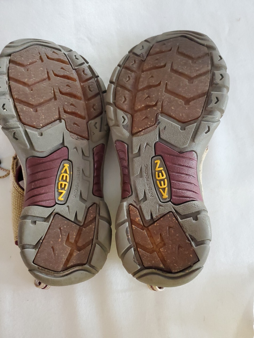 Scarpe sandali da trekking impermeabili da donna Keen Newport H2 marrone chiaro taglia 8 5 EUC