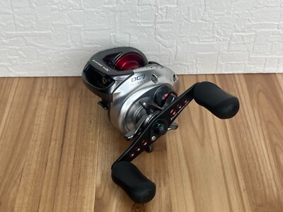 Shimano 11 scorpion DC7 left Baitcasting Reel 7.0:1 Gear Very Good
