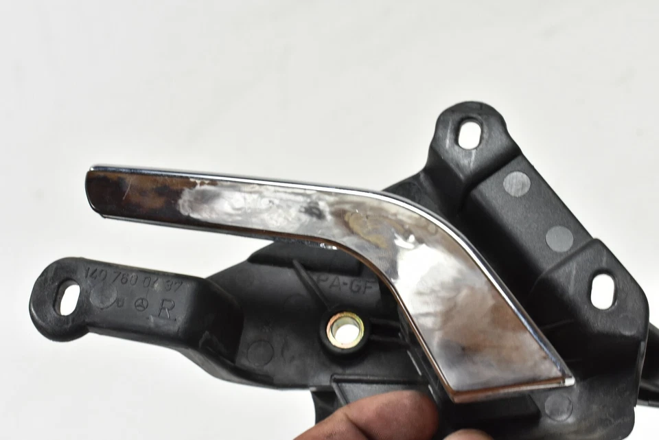 Mercedes-Benz W140 CL S500 S600 SEC Puerta de pasajero interior Manija de madera de burlwood AMG Foto 3 de 4