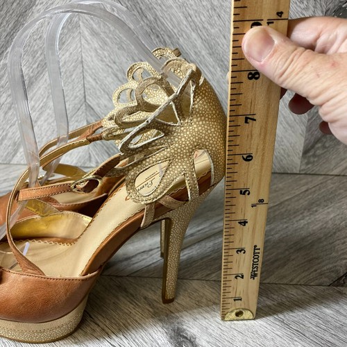 Poetic License Brown Leather Pearl Clip Peep Toe Good to Be Bad Pump Heels 9.5 - Picture 6 of 24