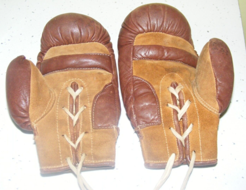 Vintage leather boxing gloves child size Baily's Glastonbury Age 9-14 years - 第 1/4 張圖片