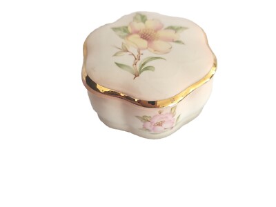 Vintage Retro Porcelain Flower Trinket Box PALISSY Royal Worcester w lid England