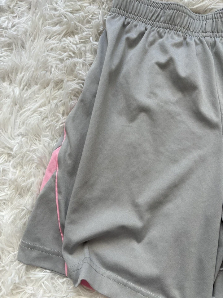 Danskin Now Girls talla Pantalones cortos deportivos clásicos grises (rosa) 14/16. Bonito par. Comf Foto 3 de 4