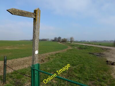 Photo 12x8 Footpath sign on Clay Lane Abbots Ripton North of Alconbury Air c2014