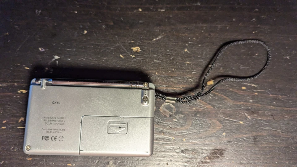 Coby CX 50 Portable Radio AM/FM Battery Operated 2 AAA Batteries TESTED WORKS  - Image 2 of 3