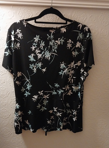 Trent Nathan floral top SIZE 12 - Picture 2 of 6