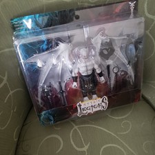 Mythic Legions Four Horseman Vargg Illythia NEW damage packaging