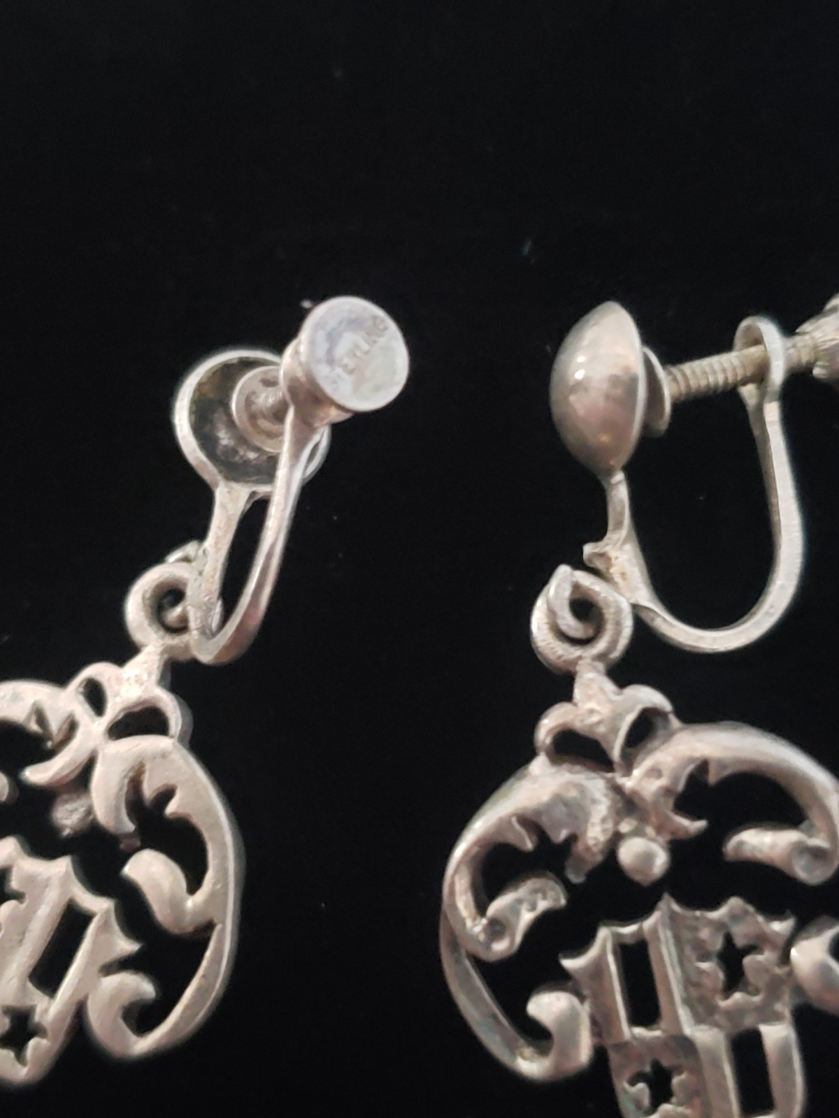 EARRINGS STERLING SILVER CREST PATTERN DANGLE EST… - image 8