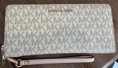 Michael Kors 32T5GTTE9B Jet Set Travel Continental Wristlet Wallet - Vanilla