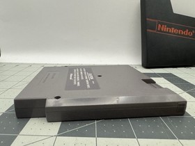 NES 10 Yard Fight Black Label With Sleeve - Authentic 