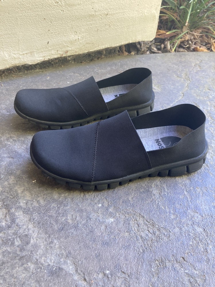 NoSox Men’s Black Slip-On Comfort Stretch Shoes – Size 10M – Lightly Worn