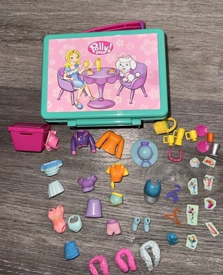 2003 Polly Pocket Mini Magnetic Lunch Box , Doll And Accessories Read Descriptio