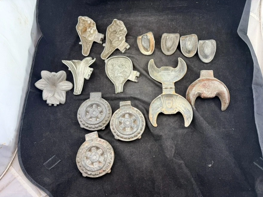 Antique Chocolate Mold for sale | eBay